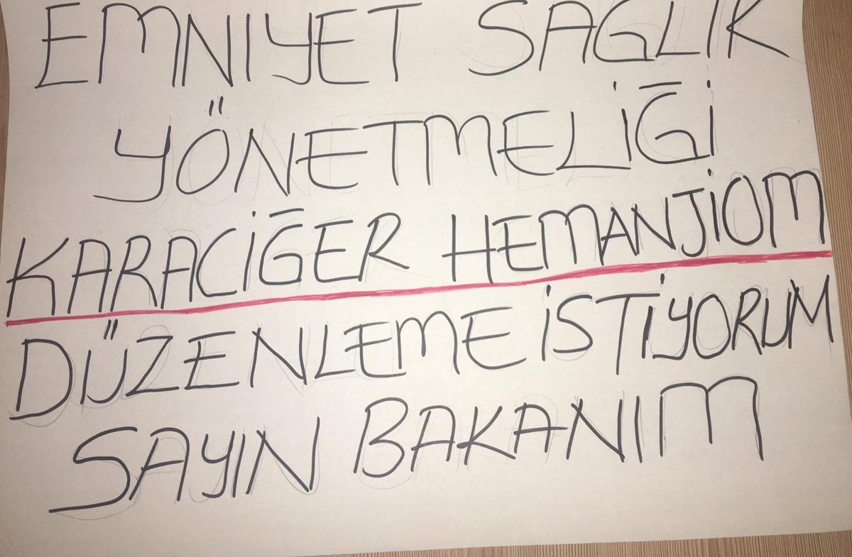 hemanjiom1's tweet photo. hastalik dahi sayilmayan KARACİĞERDE HEMANJIOM yüzünden polis ve bekçi kardeşlerimiz mağdurdur.Tekrardan 3 ocak 2018 öncesindeki 5 cm sinirini getirlmesni talep etmkteyz.#hemanjiomsağlığımızadeğilgeleceğimizeengel  @BA_Yildirim #egmsaglik  @suleymansoylu @arzuerdemDB https://t.co/uxKIJ4i8BX