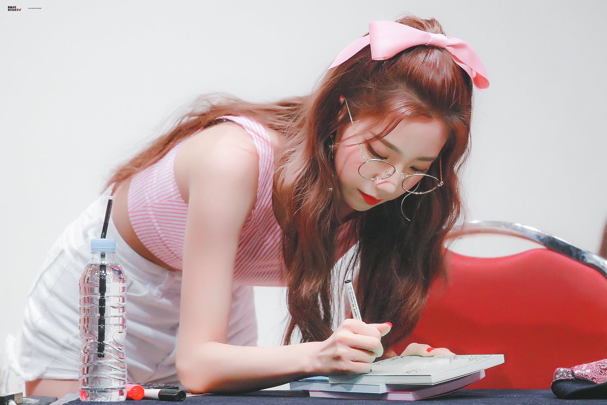 190706  #우주소녀 #여름 #YEOREUM #WJSN <a href="/WJSN_Cosmic/">우주소녀</a>

름나잇  ฅ^•.ᴥ•^ฅ