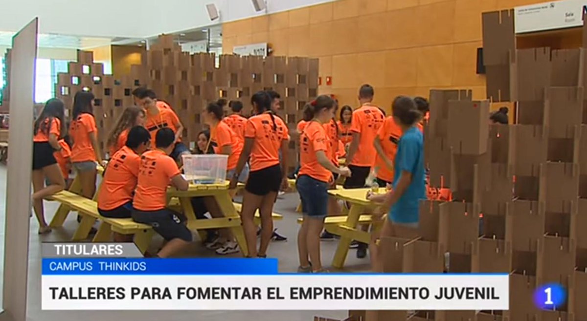 sanz_ismael's tweet photo. Campamento para fomentar la creatividad, el emprendimiento y las vocaciones científicas. Iniciativa de @FeriadeMadrid y la Consejería de Educación. Becas para 244 alumnos de los 28 centros del Programa Científico #STEMadrid de la Consejería. Hoy en RTVE https://t.co/X8DWBY8QwK https://t.co/5aLAwOlW0G
