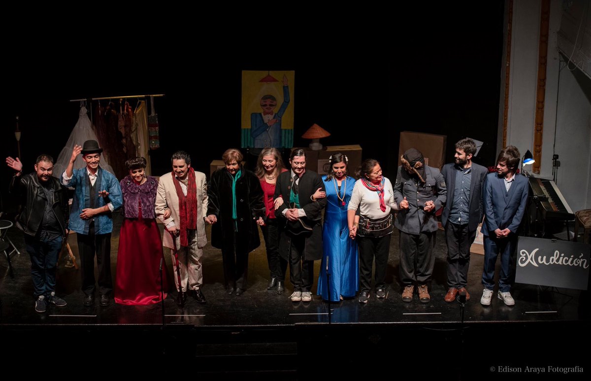 OperadeCamaraCL's tweet photo. Segundo grupo de fotografías por @efap73 en El Empresario de W. A. Mozart. Agradecimientos especiales a la Maestra Carmen Luisa Letelier que derrochó humor y simpatía en el escenario. Bravíssima! 👏🏻👏🏻👏🏻 #mozart #empresario #cultura #santiago #operasinger #operadecamaracl https://t.co/u49NHU58qV