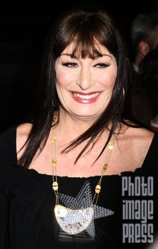 Happy Birthday Wishes to to this Hollywood Legend Anjelica Huston!       