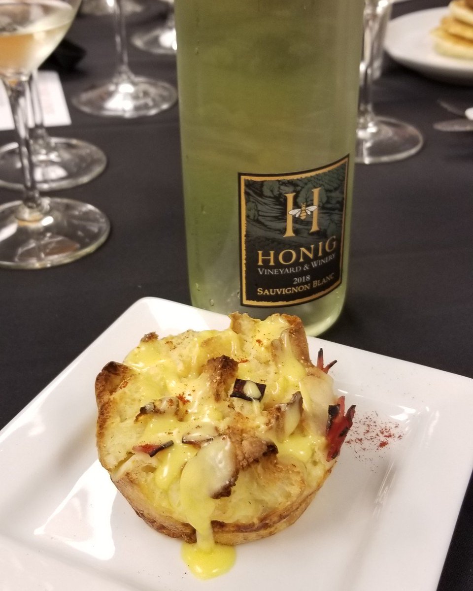 TWLBistro's tweet photo. A preview of our 2nd Course in TWL Bar's Brunch Drunk Love! Honig Sauvignon Blanc paired with an Eggs Benedict Bake drizzled in Basil Hollandaise! RSVP today! 21+ event

$45 / person ($25 wine, $20 food) + tax &amp; gratuities | RSVP by phone only, 918-970-4766 https://t.co/KkUHNV2F4r