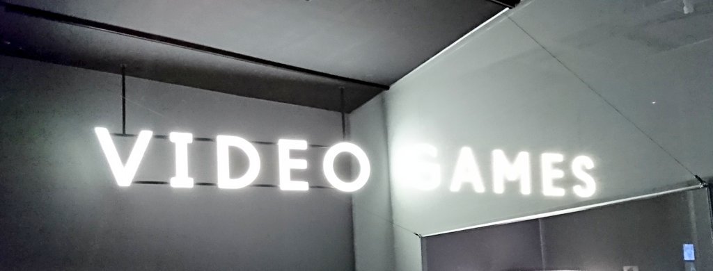 AJReid93's tweet photo. Time off from work this week, so finally got to see the Videogames exhibit @VADundee: so good to hear the gasps of everyone, from children to grandparents, when they took a look behind the screens!
(Lyndsey bested me at Line Wobbler, her new favourite game. @Robin_B) https://t.co/4wKPCU1mkR