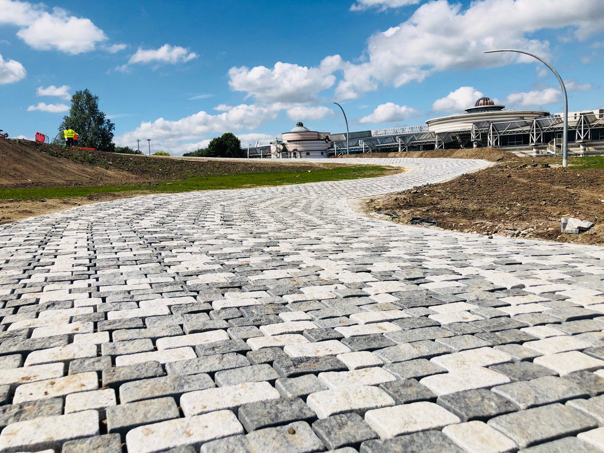 MyDoncaster's tweet photo. Famous cobbled areas...

✅Coronation Street
✅York's Shambles
✅The cobbled climb at Doncaster's new cycle track!

As well as a 1km long circuit, the track also has cobbled climbs to really get those legs working - here's how they're looking at the moment! 👀

#GettingThingsDon https://t.co/b1rzcm5osE