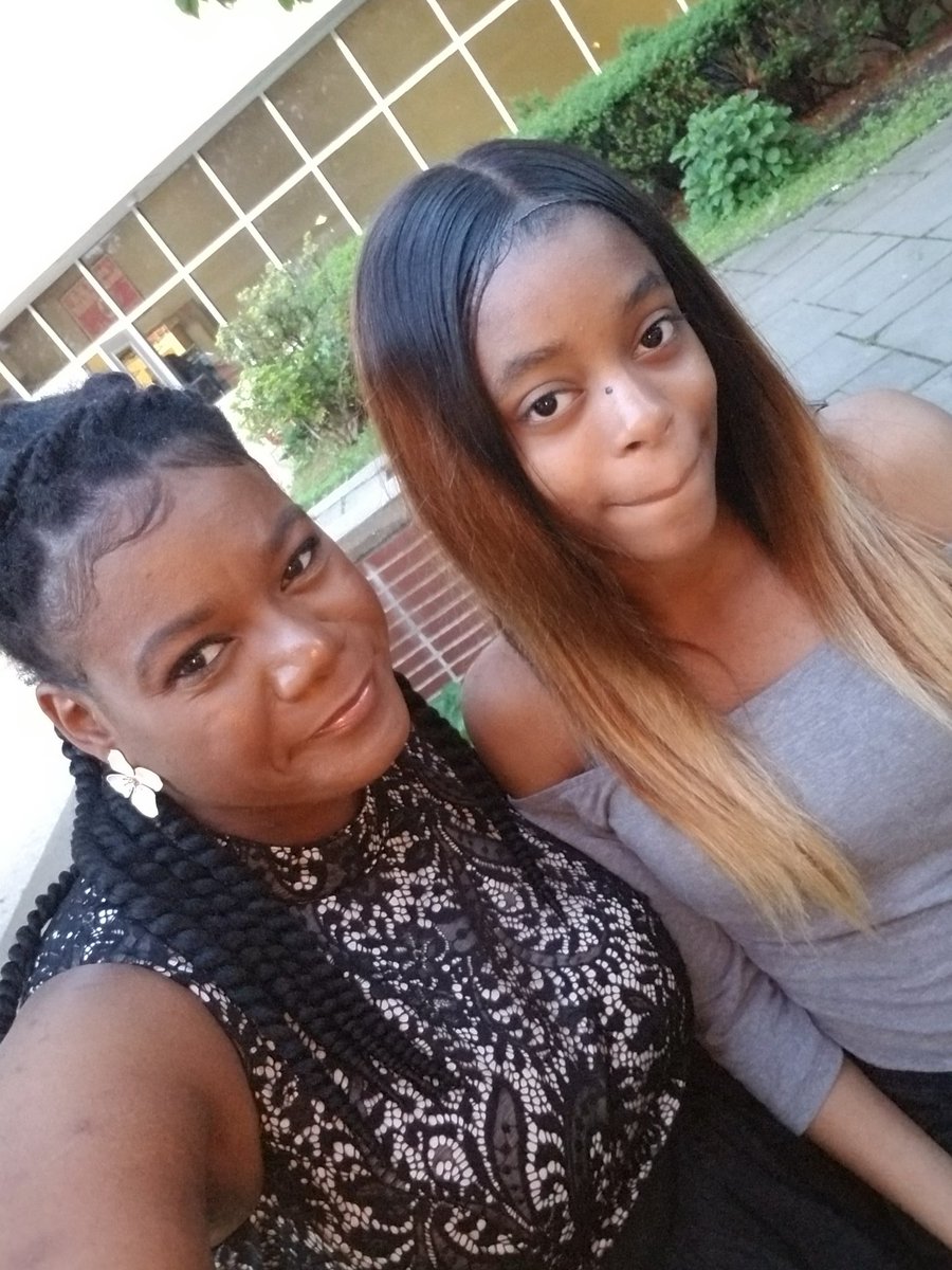 MissCharlesBio's tweet photo. Celebrating 3 years of hard work with my 9th graders at their 9th grade dance. From 7th grade to brilliant mind in the blink of an eye! ❤💃🏾🥳 https://t.co/H9VmADptsz