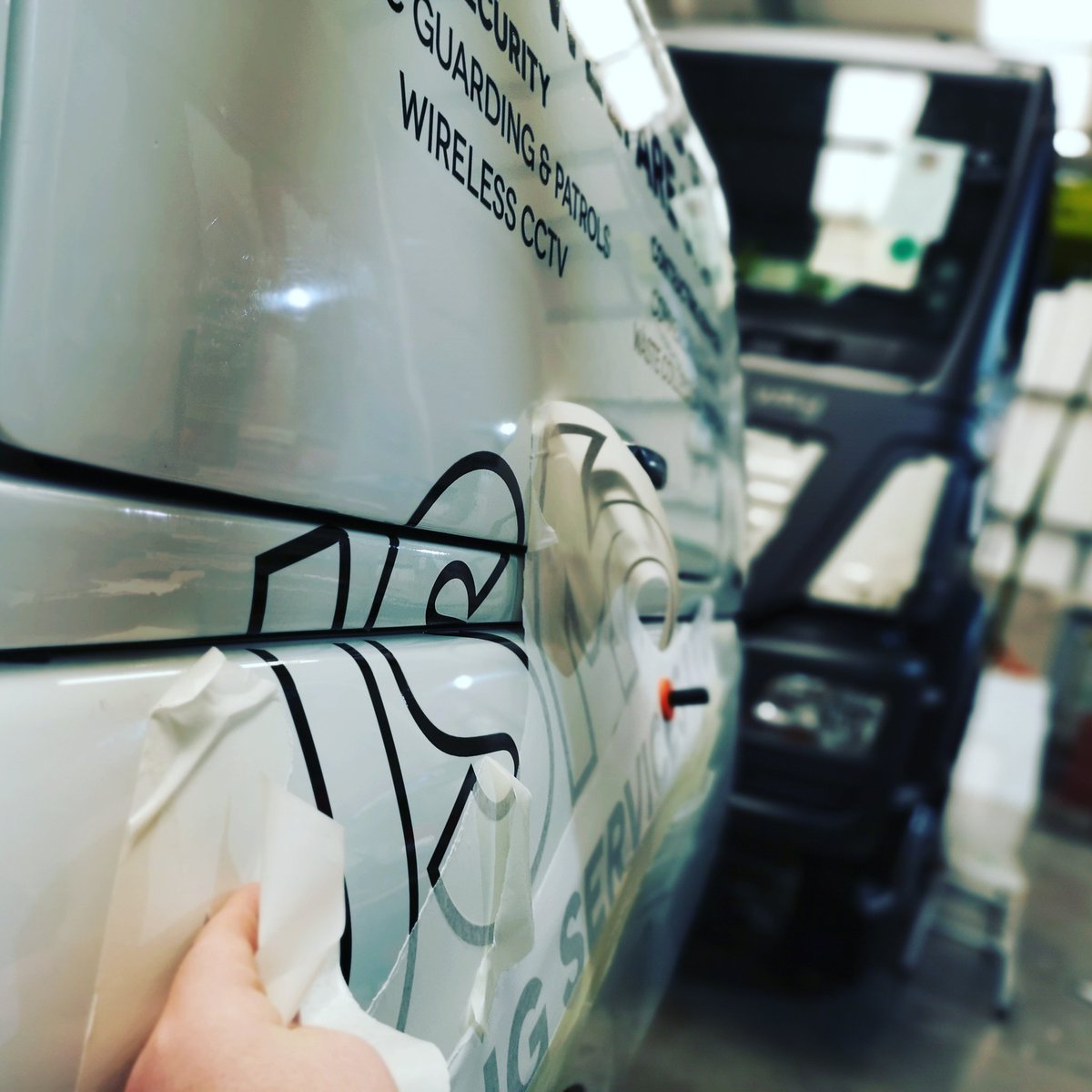 EliteSigns's tweet photo. Another #JSMSecurity #JSMContractingServices #branded vehicle getting ready to hit the road.

@rolanddguk @metamarkuk @printmaxuk #Metamark #vehiclebranding https://t.co/mIYggIh2wY