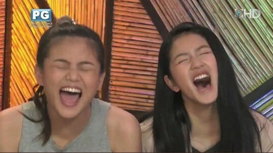 MataNgJelRi's tweet photo. Talagang sa dulo pa ng Linggo magtatagpo JelRi. Sige lang kuya, ayos lang kami. Basta ilayag mo yan! Hahaha #PBBBackToBahayDay2 https://t.co/eUqn5JXjIy