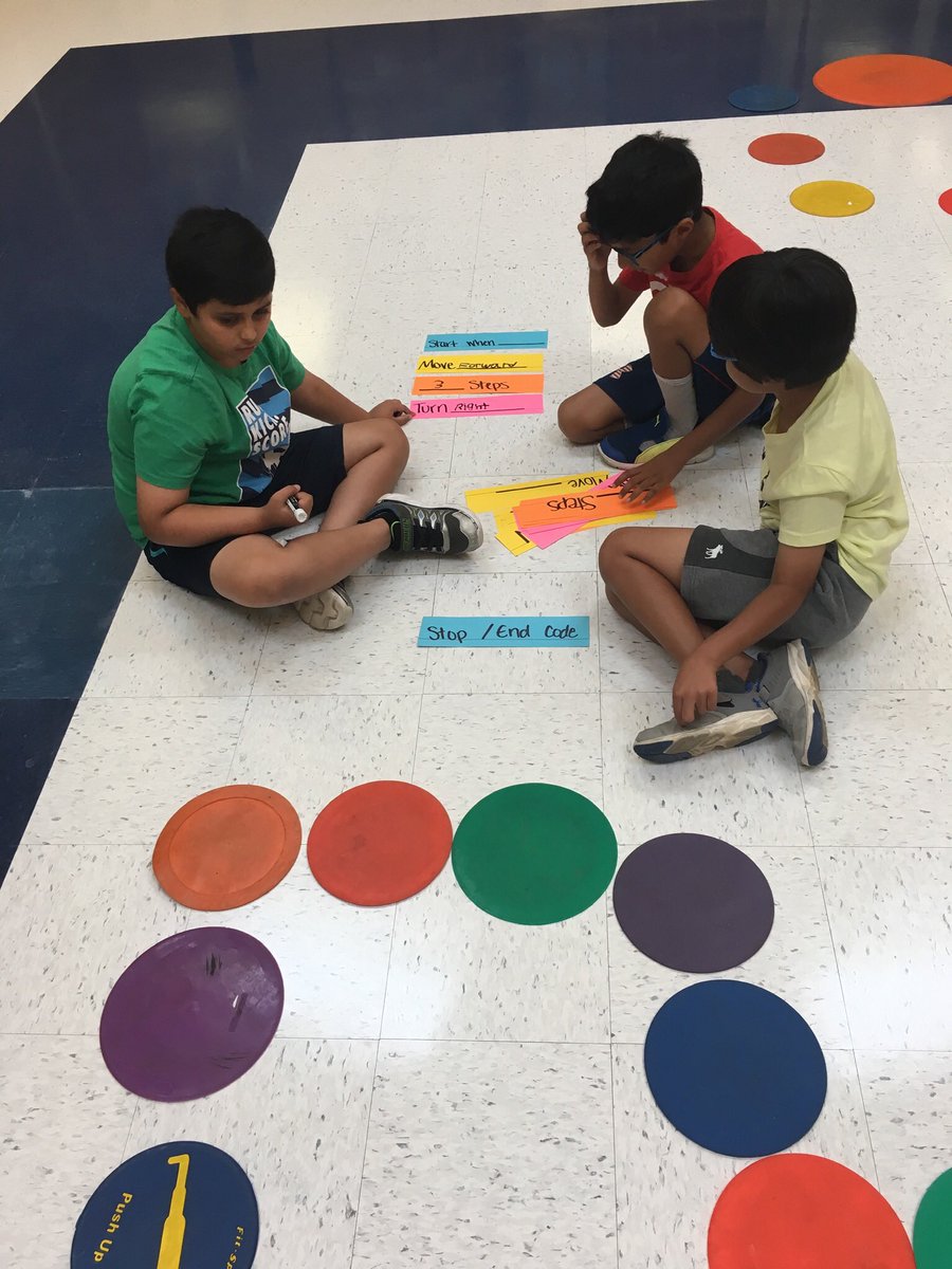 MrsE_Hilliard's tweet photo. We started our morning by coding each other through mazes. Some even used loops (repeats) and functions. #CampCode #LibEagles19 @MrsThomasTRT https://t.co/ICkkz5uLfs