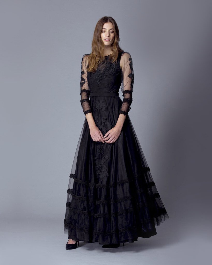 Encontrá nuestro vestido Cesena en shopnantolin.com/antolin-fw19/l…