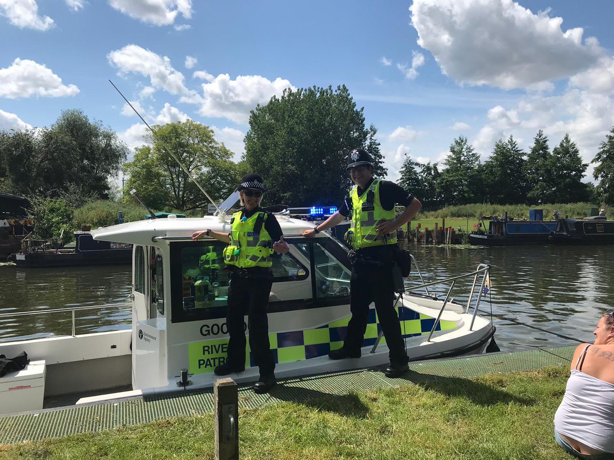 Ang_WaterwaysEA's tweet photo. (2/3)... River, there’s loads more to see on the river including raft racing, wakeboard demonstrations or just a leisurely trip up & down the river. Or a chance to take a peak on board #OuseIIKnow, our patrol boat, just like our policing partners here. We’ll be back next year!> https://t.co/t9vKBLgxxj