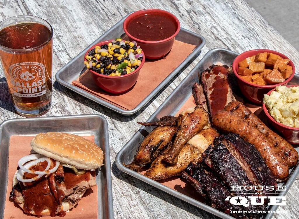 A Full Table Of Juicy Smoked BBQ 😍🤤
.
houseofque.com