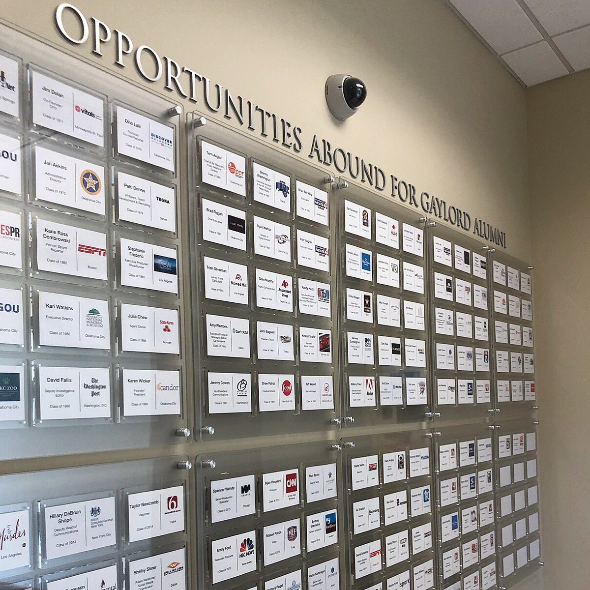 GaylordCollege's tweet photo. Gaylord College has unveiled its new brag board which showcases Journalism and Creative Media Production alumni #GoGaylord #alumni https://t.co/7AHUXdEbPy