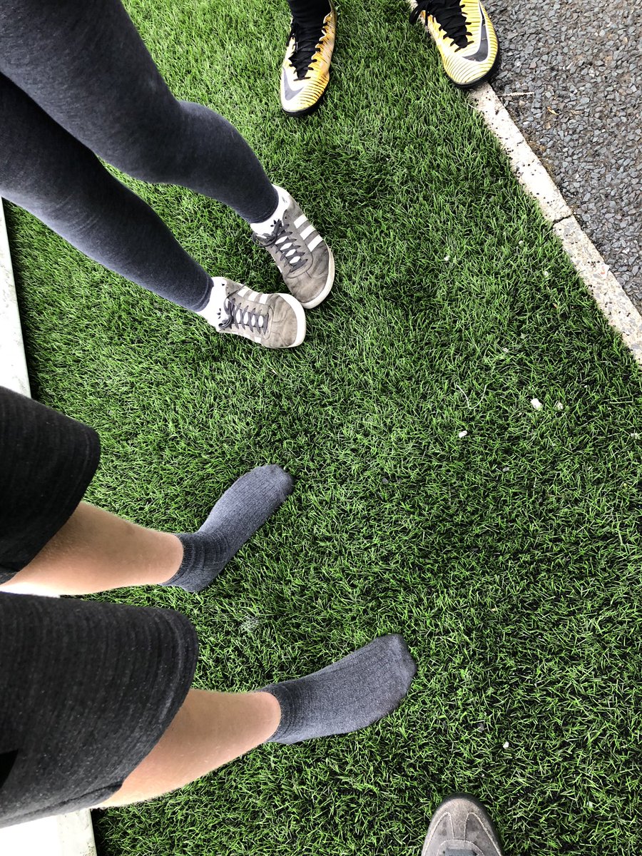 pac_cic's tweet photo. We’ve had a top night catching up with some old faces in #hattersley #geecross #cvMOT #youth #tameside #nowheretogo https://t.co/jEYNCxiF7H