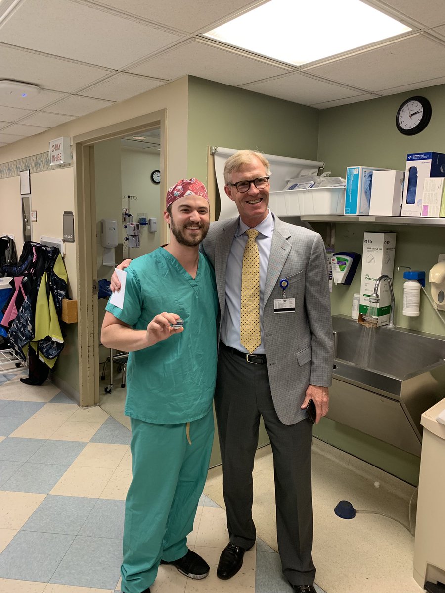 RegBlaberMD's tweet photo. I awarded @LourdesHealth Matt Harris our President’s Coin for going “above and beyond” to save the life of a patient who lost consciousness in his car outside the hospital. In the process Matt was shocked twice by the patient’s Life Vest yet continued to his life saving efforts https://t.co/iBM5ERezQb