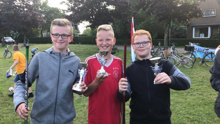 Uitslag 1e jeugdwedstrijd HSVW: Van links naar rechts 1e Nick Hofland, 2e Lucas Hovius 3e Thomas Kranendonk. Grootste vis Koen Basjes 24cm. Totale opkomst dlvr.it/R7L3jJ