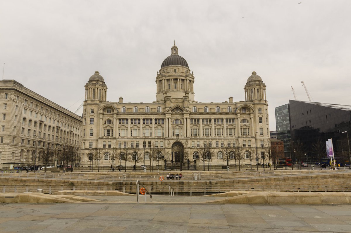 Kurt__roberts's tweet photo. Port of Liverpool building #Liverpool #scousescene #Liverpoolwaterfront #portofliverpoolbuilding #merseyside @TheGuideLpool @ExploreLpool #explorelpool #exploring #traveling #nikon #photography #architecture https://t.co/gtTFC3Eo4y