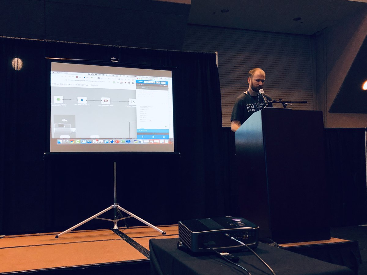 xMatters_inc's tweet image. Seriously hoping you did not miss Dan "Top Hat" Topham giving a singular demo of #FlowDesigner at @CloudExpo