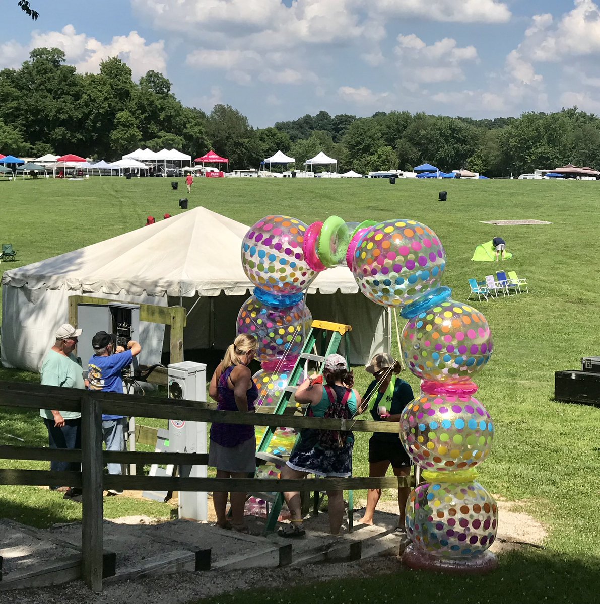 OwensboroTimes's tweet image. #ROMPfest set up is underway and music starts at 4 p.m. Will you be @ROMPFest this week?
