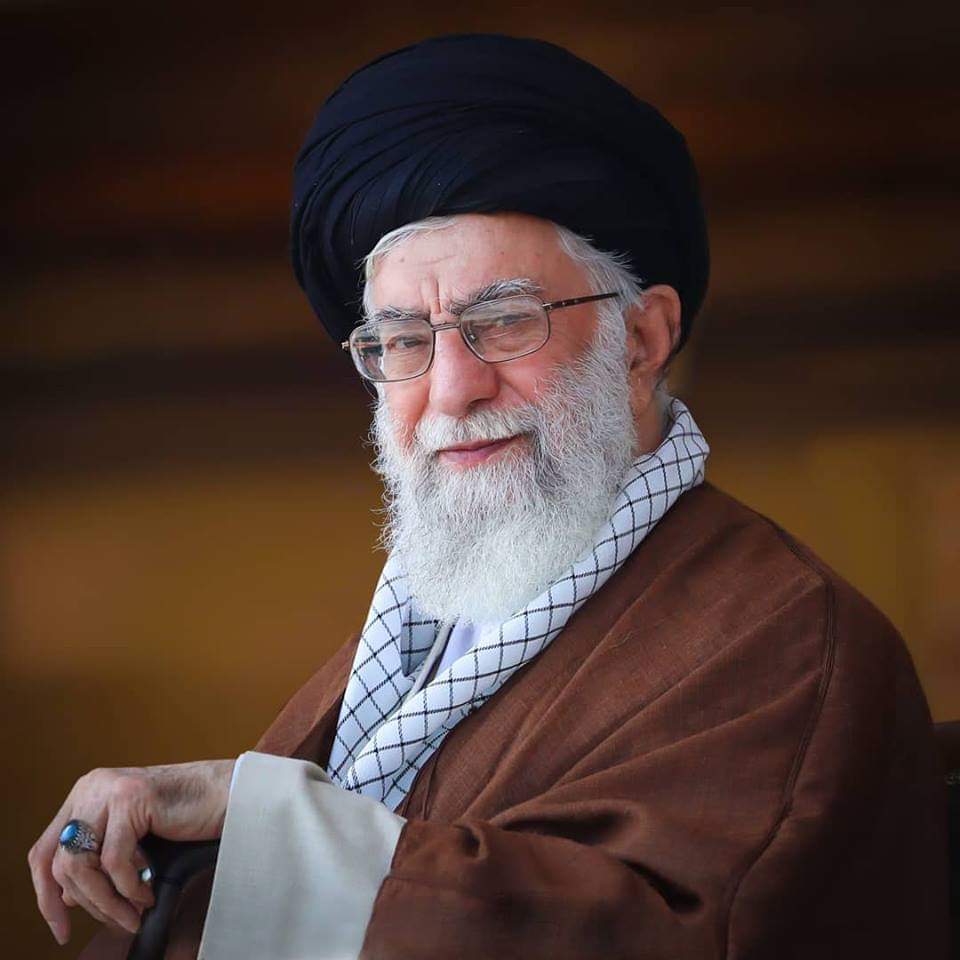 JawadAbubakar7's tweet photo. You Worthless, Stupid, Moron, Savage, Warmonger #Trump !! it's you, and your so called super power's size in front of Leader of Humanity.
#AyatollahKhamenei 
#SuperPowerKhamenei 
#WeStandWithKhamenei 
#ShutUpTrump https://t.co/0MoXVshmWm