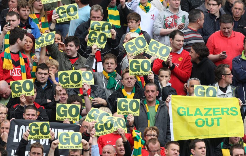 UnitedsUpdate's tweet image. RT this post &amp;amp; comment below with #GlazersOut

It’s the no.1 trending topic in the UK, now let’s get it trending worldwide! #MUFC