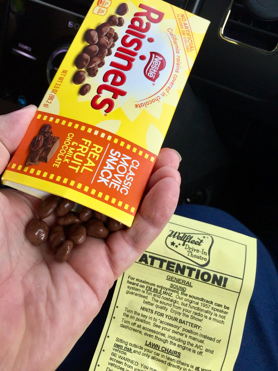 JoeBontke's tweet image. A surprise for this “Texan” vacationing in #CapeCod when last nights @WellfleetMovies  drive-in movie raisinets were left in the car they’re not melted today #wellfleetdrivein #wickedcapecod