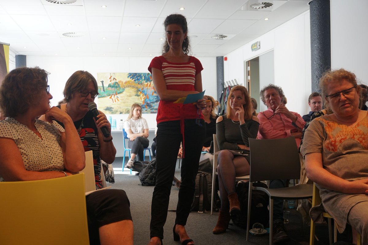 IRCWASH's tweet image. How to make sure that technical people learn how to dissent and get their point across when talking to government authorities locally abt #SDG6? The room says simply asking people and making learning part of every prorgamme is key. What do you think? #WASHdebate