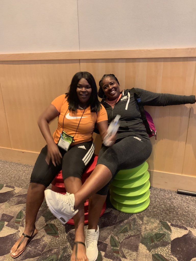 msglass32's tweet photo. When you’re having too much with the #flexibleseating and at the #AdaptedPEcta2019 #JMUCTA2019 😂😂 https://t.co/Eb1jMh1nYV