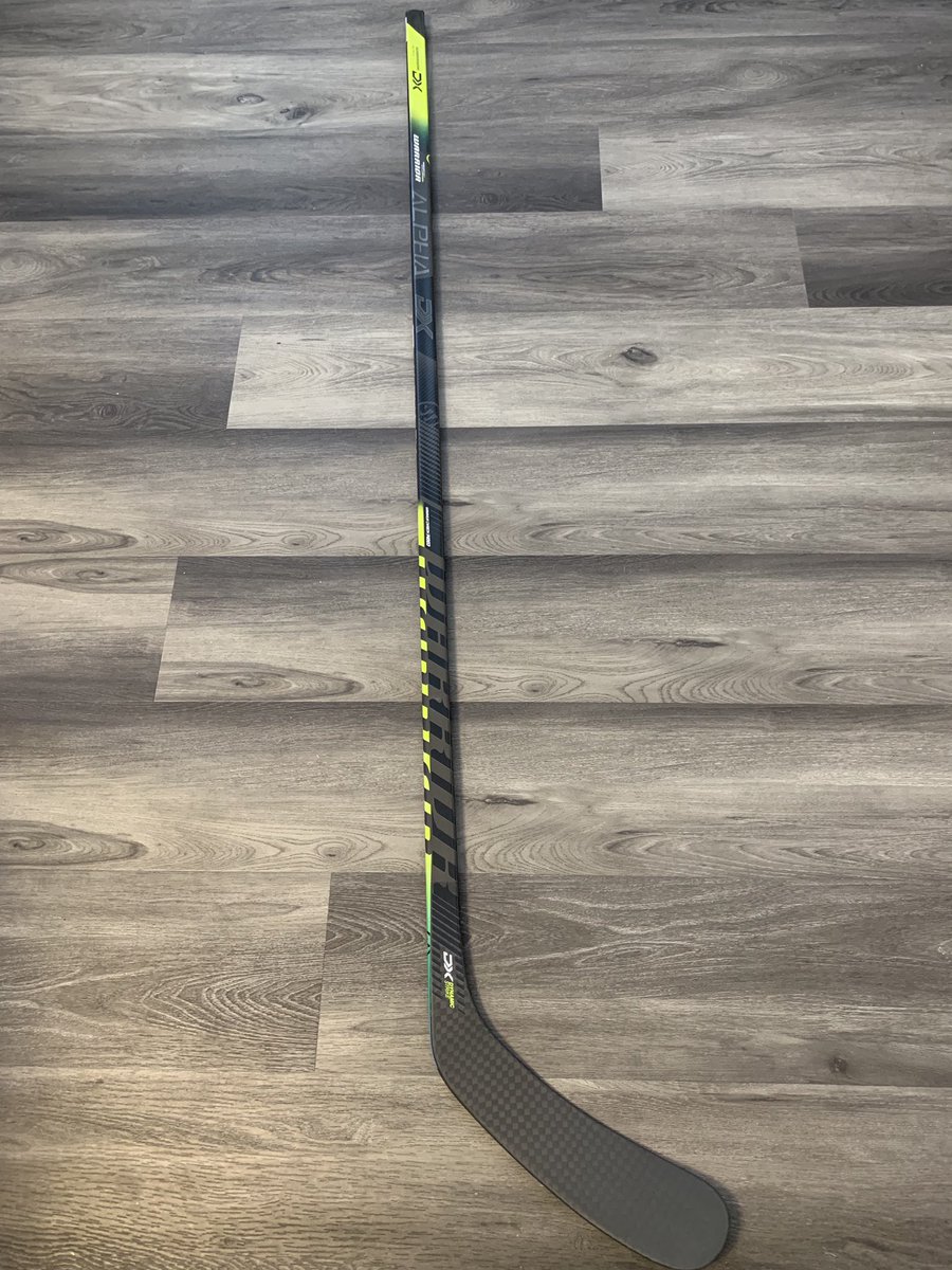 JCE_186's tweet photo. Today is the day!!! I finally get to use my @WarriorHockey #AlphaDX!!! Can't wait to get it on the ice and fire some shots with it. Can't wait to see how the new #SabreTaper feels and the new #FuelCore blade reacts to the puck! #WarriorVIP #DynamicStrike https://t.co/hhLQqxllQ9