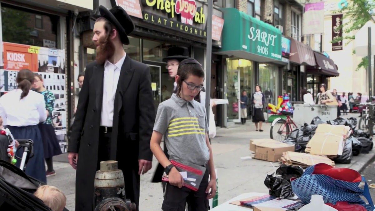 pam_cut's tweet photo. 93Queen is playing Thursday at 7pm as part of our 27th Portland Jewish Film Festival!
Tickets: https://t.co/omHB31S9vq
Trailer:
https://t.co/fyfZTJfFvx
#pdxevents #pdxtodo #jewishfilm #jewishfilmfestival https://t.co/5ojcYo5W1P