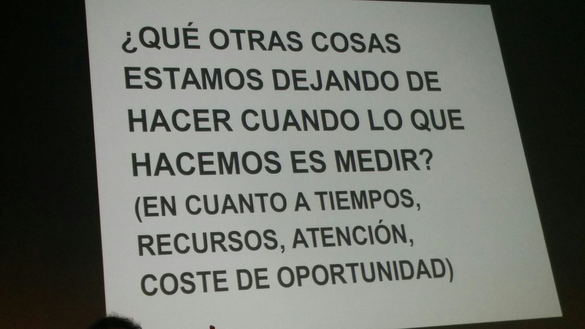 numeroteca's tweet photo. ¿Qué otras cosas podríamos estar haciendo si no nos dedicáramos a medir? ¿Se puede no medir? Pregunta @Ricardo_AMASTE #datosypoder #summerlab19 https://t.co/1EoYrO9lIl