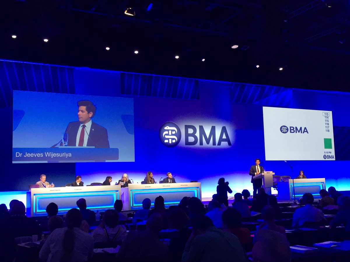 *MEDICAL STUDENTS* 
@BMAstudents LISTEN UP THIS IS MASSIVE

If you’ll be working in England, you’ll be working on BRAND NEW RENEGOTIATED TERMS...

In the words of @AskJeevesWij: Its a YES!

@TheBMA are out of dispute due to the actions and the efforts of @BMA_JuniorDocs #ARM2019