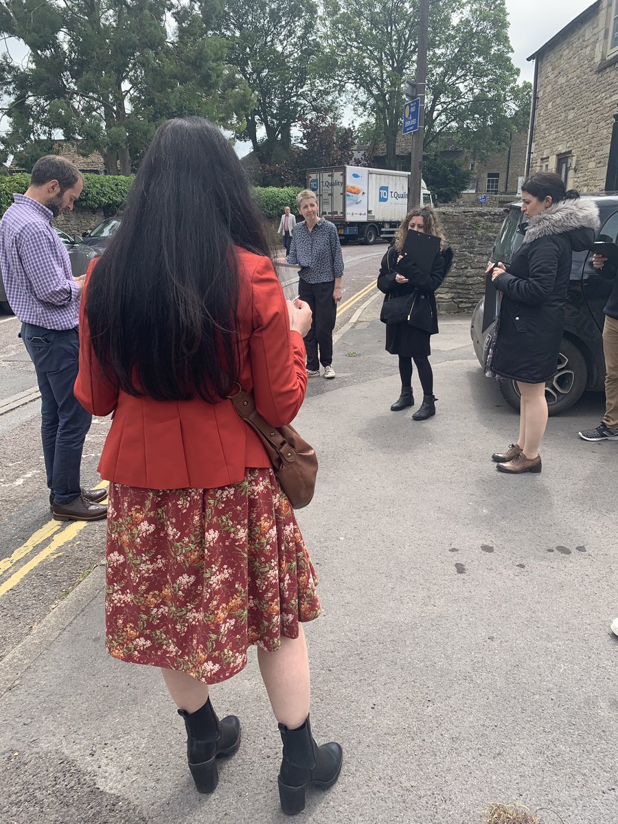 BSUESRC19's tweet photo. Introduction to soundwalking with @HarryMatthews22 .. fascinating to take note of sounds around Corsham today! https://t.co/reAfGDeJIO