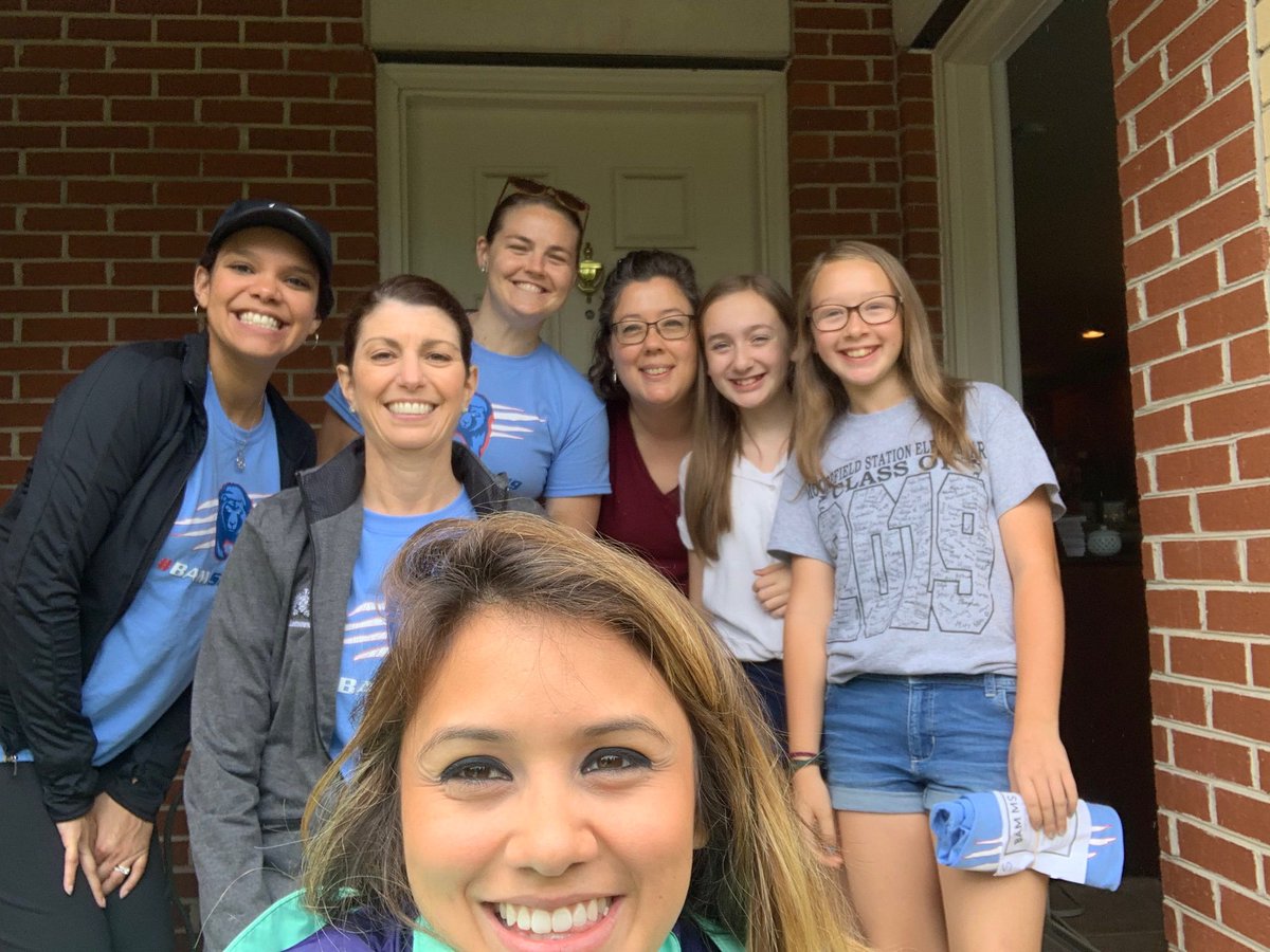 Second annual t-shirt delivery to our rising 6th grade bears was a success!