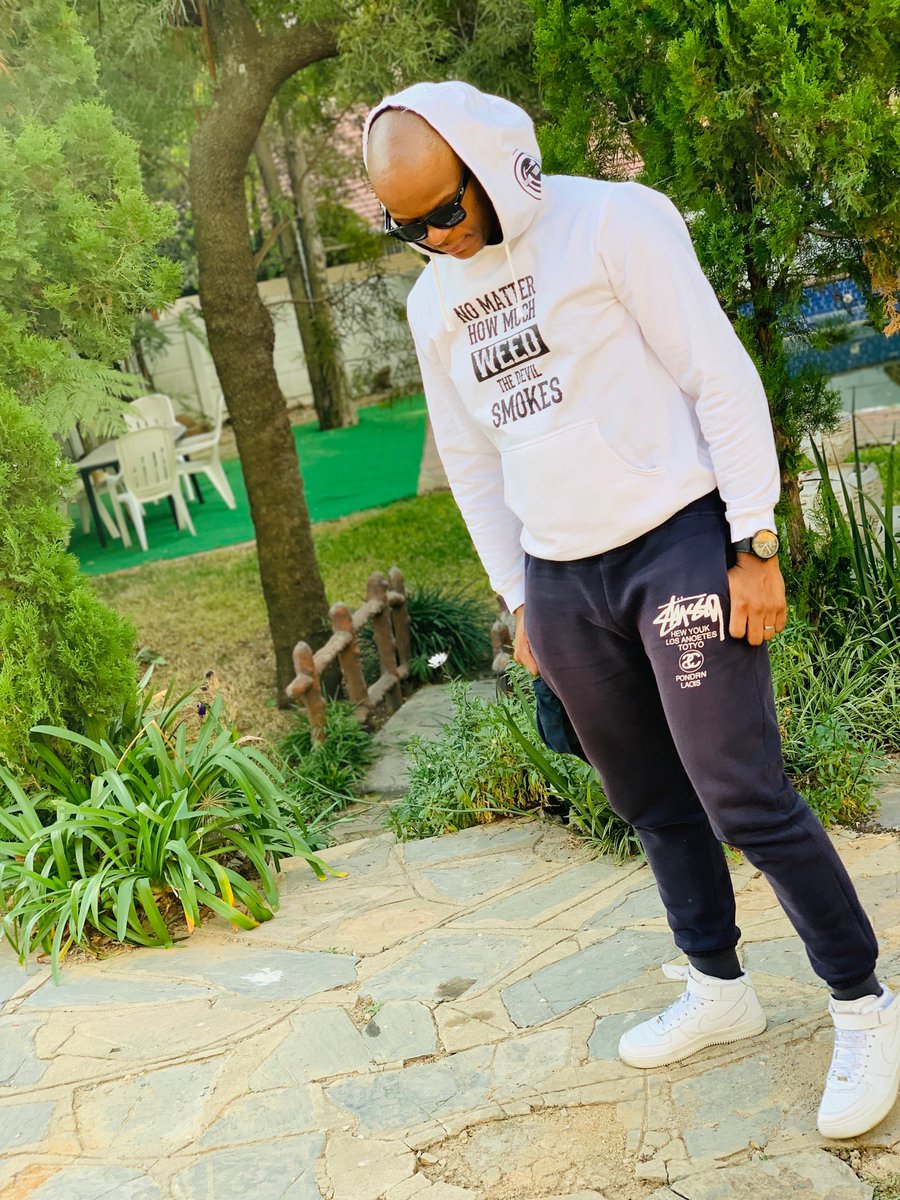 Omega Khunou tweet media