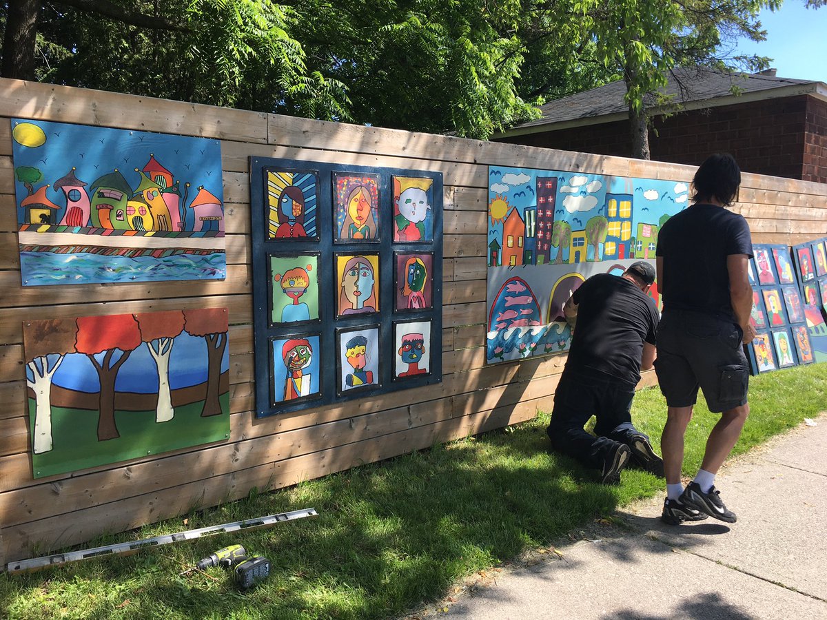 ArtsHWDSB's tweet photo. @CParadise_HWDSB and @Dalewood_HWDSB Student Work Going up! Special project in collaboration with artist @BenoyNancy for @Metrolinx LRT with @HWDSB @TheAGH @cityofhamilton &amp; @HamOntCBN Beautifying our community! Wow! Other locations &amp; schools up soon!  @mannyhwdsb @bill_torrens https://t.co/q4frZeqGjl