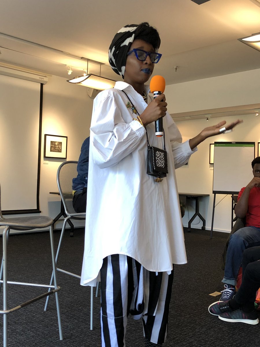 Lrlewisxu's tweet photo. Guys! Coolest people ever! Ravi Naidoo, founder of Interactive Africa; Selly Raby Kane, Senegalese fashion designer; Blinky Bill Sellenga, musician from Kenya; and Michael Eisner interviewing Rita Moreno. What a life I’m living. Blessed and grateful. #bezosscholars #aspenideas https://t.co/8aM1quKr66