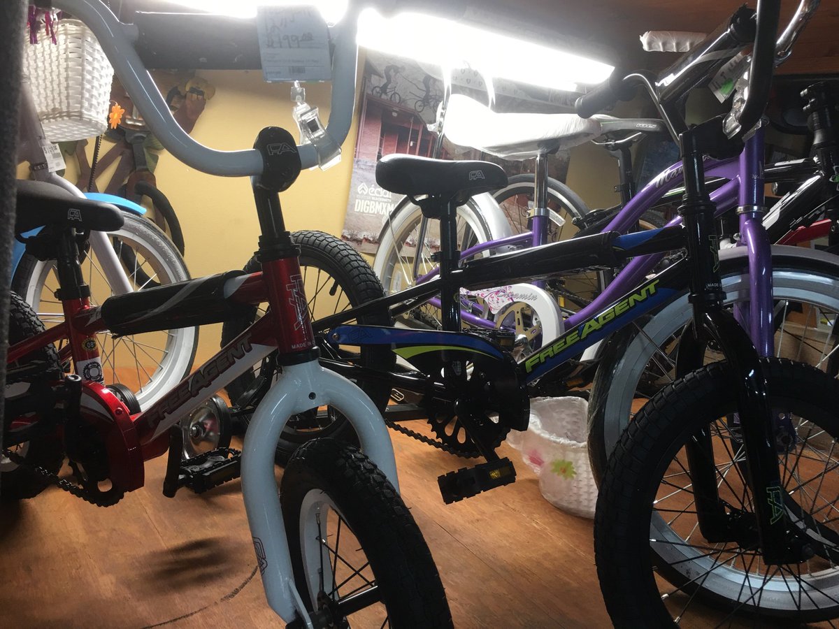 Dustin McCarty tweet media