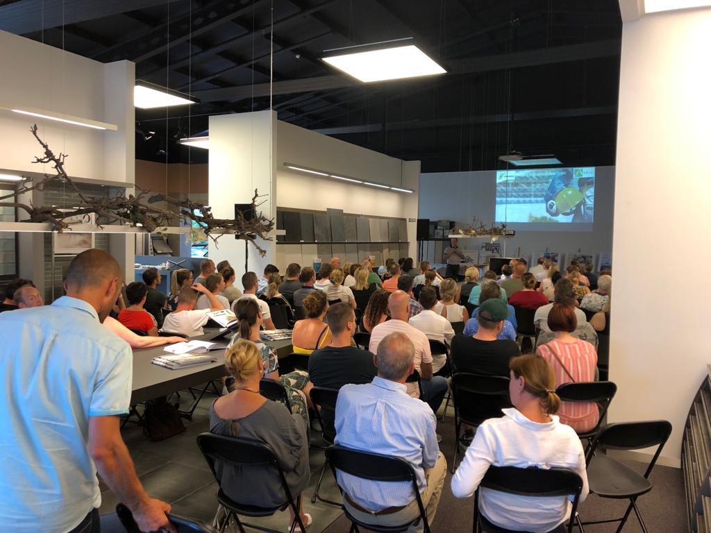 Kopers informatieavond Aria fase 8 en 9 zeer geslaagd met dank aan gastheer Raab Karcher. <a href="/FraanjeBouw/">Fraanje B.V.</a>