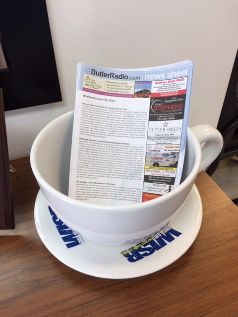 ButlerRadio's tweet photo. Not sure which is more fun. The Butler Radio news sheet or the jumbo cup it sits in. We print close to 1,000 of these week days and send them out to the community.
#ButlerRadio https://t.co/MtmKMfrEFy