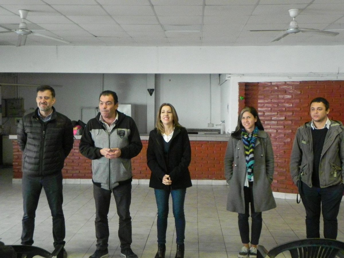 Salud_Tigre's tweet photo. Durante el mes de julio estaremos capacitando a Manzaneras y Agentes Territoriales del Municipio sobre Salud Sexual, prevención del #VIH y #Sífilis, Salud de la Mujer y Vacunación, desde la Dirección General de Medicina Preventiva. Ayer estuvimos en Tigre y Rincón de Milberg https://t.co/KP46Hja8Bj