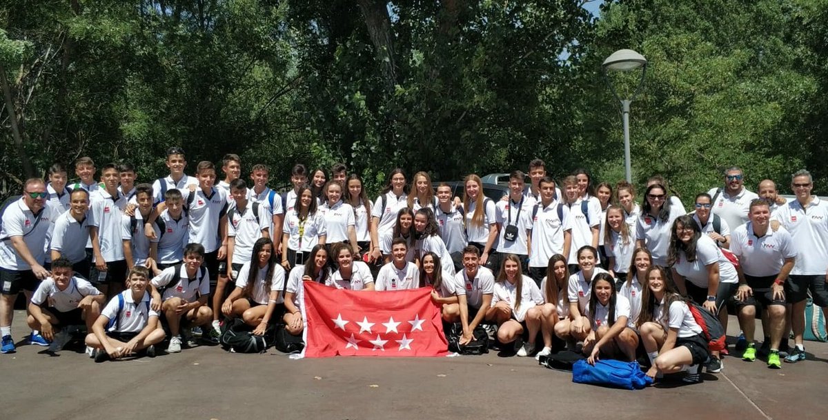 FMadridVB's tweet photo. Nuestras selecciones autonómicas @deportecmadrid ya están de camino al @CESAVoleibol que empieza mañana en Valladolid. Con la mayor ilusión y ganas de disfrutar y medirse ante las demás comunidades . #SomosVoleibol #CESAvb2019 https://t.co/HRsKBB6gTY