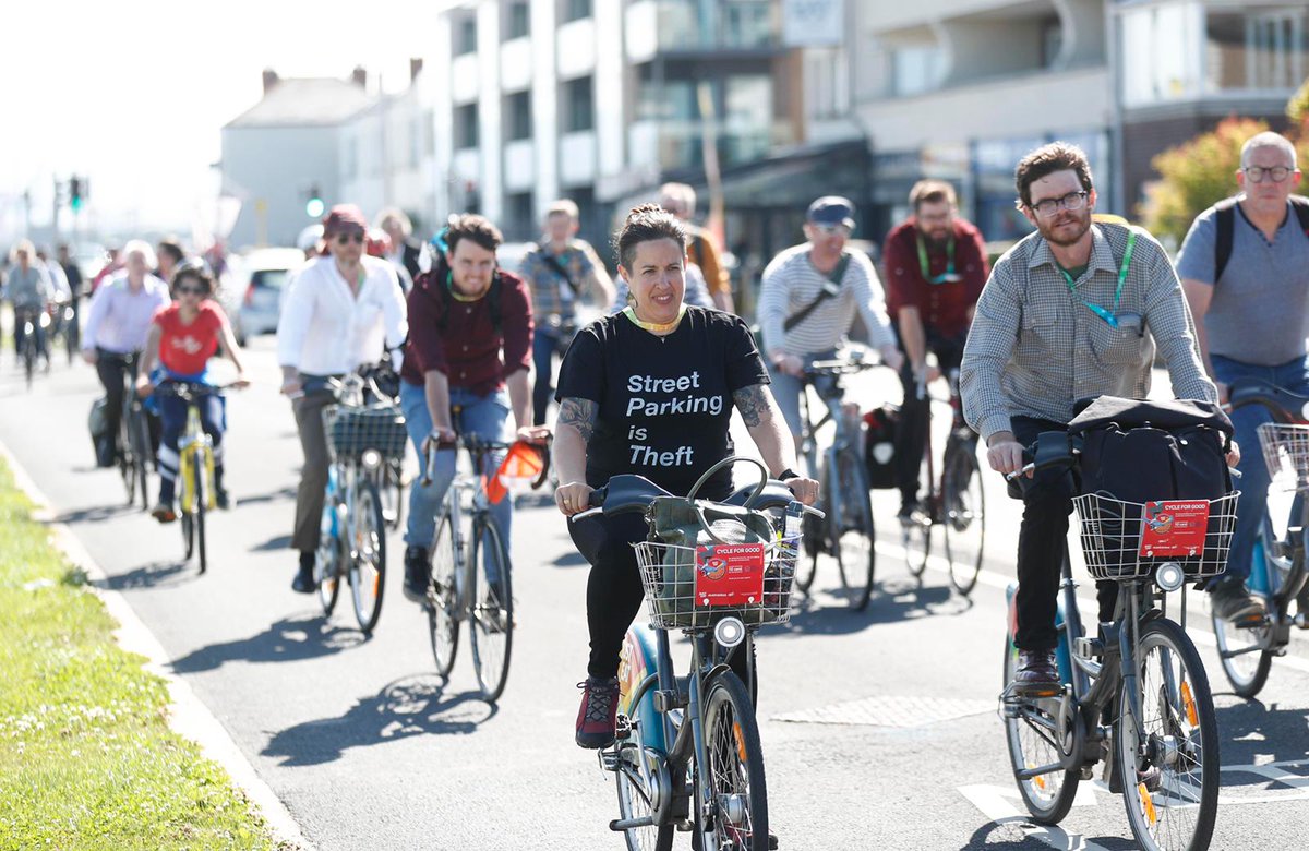 A few pics from the #VC19 Bike Parade from <a href="/conorsphotos/">conorsphotos</a>
#CyclingForTheAges #cycledublin