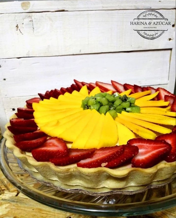 Mi esposa es chef repostera y acaba de realizar su sueño de abrir su propio negocio, si pudieran ayudarme con un RT para que mas gente conozca su trabajo en Chihuahua, ella hace reposteria de todo tipo sobre pedido y de forma tradicional.

Instagram: harinayazucarcuu_