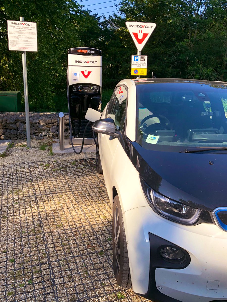 needtochargeapp's tweet photo. Thanks @InstaVoltUK - after the Polar charger at Stone Henge let us down, your charger is making sure we don’t get stranded at @GlastoFest!
#needtochargeapp #Glastonbury2019 #instavolt #ev #electricvehicle #needtocharge https://t.co/Kzrsd4GmO0