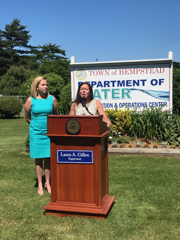 citizensenviro's tweet photo. Polluters NOT the public must pay to remove contaminants PFOA & PFOS from drinking water. We're with Supervisor @LauraAGillen urging @NYGovCuomo to sign a bill allowing municipalities like Town of Hempstead to sue polluters for the $milllions it will take to #cleanourwater. https://t.co/TBTSdgrIgD