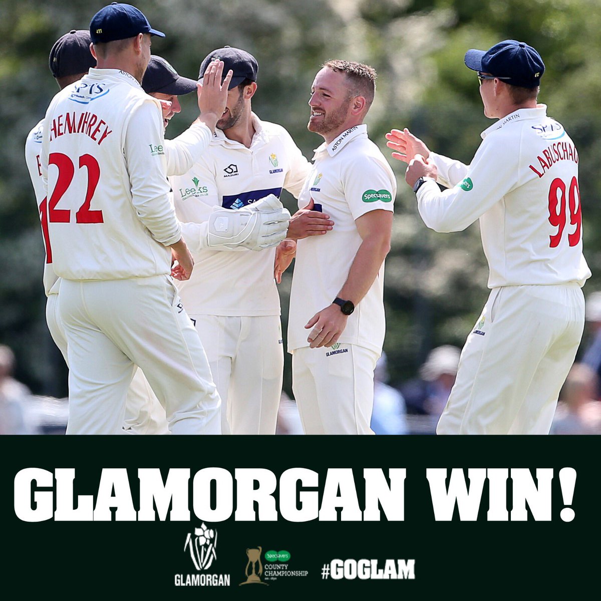 VICTORY// Wagg hits the winning run as Glamorgan complete a fantastic win at Bristol and we remain undefeated 👏👏👏 Glamorgan 188/6 and win by 4 wickets 🎉🎉🎉 Wagg 15* and Morgan 6* see us home #GLOvGLA #GoGlam