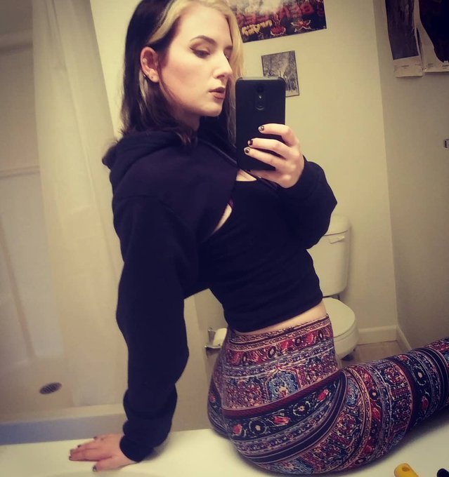 Check out my first album of Safe For Work selfies on MFCSHARE (: xoxoxo (obviously free haha) https://t<a href="/tag/cute"class="tags"><span>#cute</span></a><a href="/tag/myfreecams"class="tags"><span>#myfreecams</span></a><a href="/tag/camgirl"class="tags"><span>#camgirl</span></a><a href="/tag/mfc"class="tags"><span>#mfc</span></a><a href="/tag/cutegirls"class="tags"><span>#cutegirls</span></a><a href="/tag/mfcshare"class="tags"><span>#mfcshare</span></a>