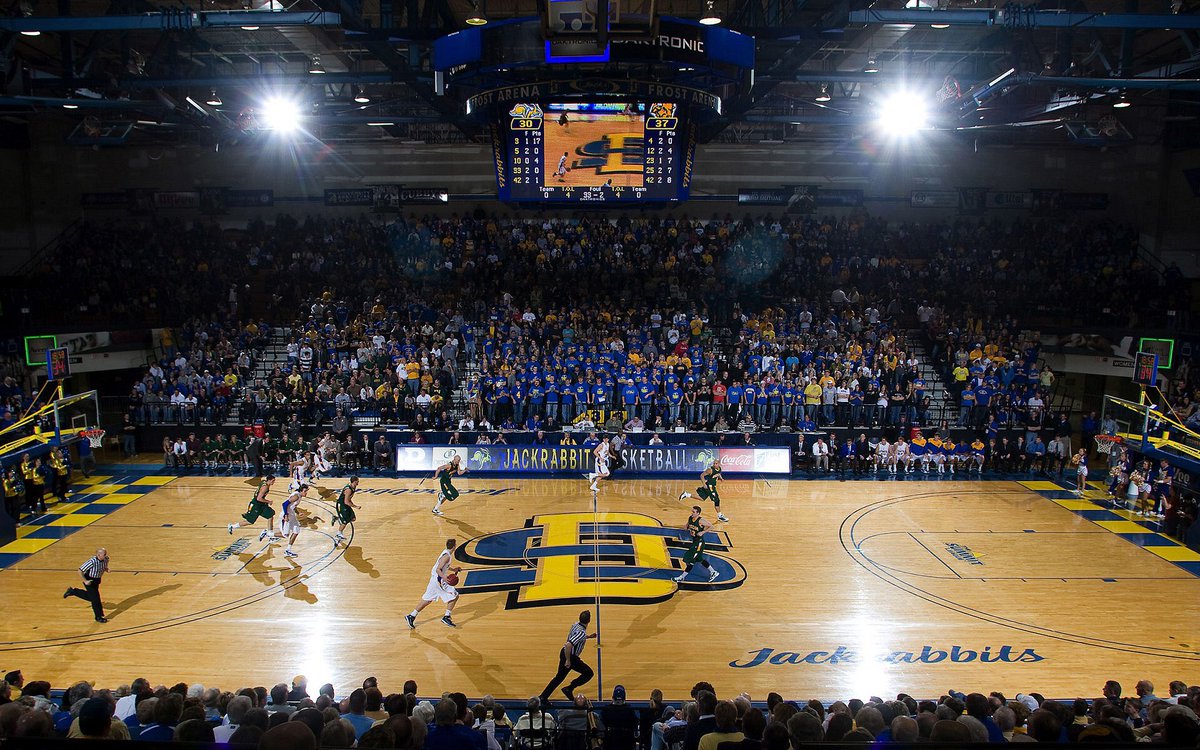 Ry_Earl_Christy's tweet photo. Excited to announce I’ve accepted a job at South Dakota State University as an Associate Director for Development.
Thank you to @NebraskaMAIAA & @HuskersFund for preparing me for this opportunity.
Time to get started & #BackTheJacks! #GoJacks https://t.co/qJ4iQcdo68
