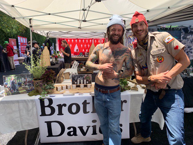 BrotherDavids's tweet photo. We had a blast at @weedconwest this year! Stoked that Harmony Rose grown by #EmeraldSpiritBotanicals won 3rd place for best CBD strain. Have you tried it yet?
#sunandearth #organiccannabis #cannabis #smallfarmers #climatechange #healearth #healsoil #regen #brotherdavids https://t.co/DlA0yZociX