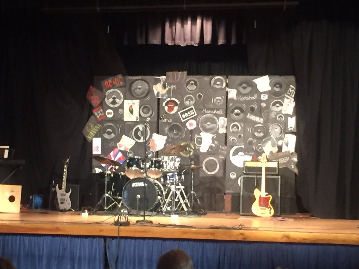 APHS_EMT's tweet photo. The stage is set... #supertalent #music #wellsnextthesea @AldermanHigh https://t.co/c16UzCPmUv